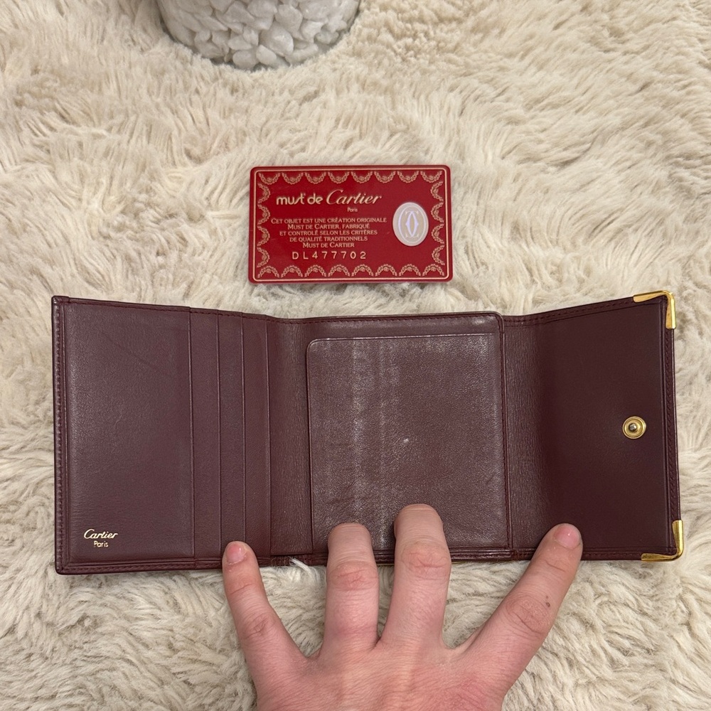 ✨Vintage Must de Cartier Bordeaux Leather Wallet✨ - Picture 6 of 15